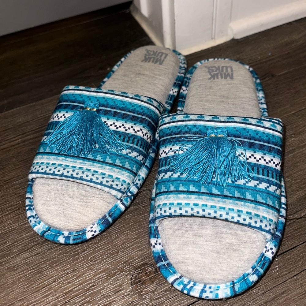 Muk Luks house shoes